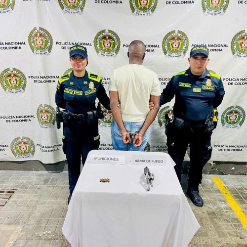 CAPTURA EN EL SECTOR VERSALLES POR DISPARO AL AIRE